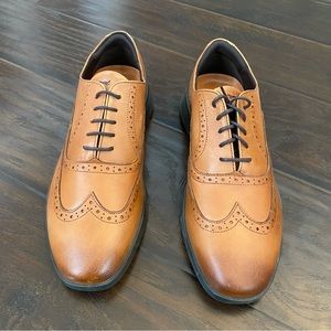 Classic Tan Leather Oxfords